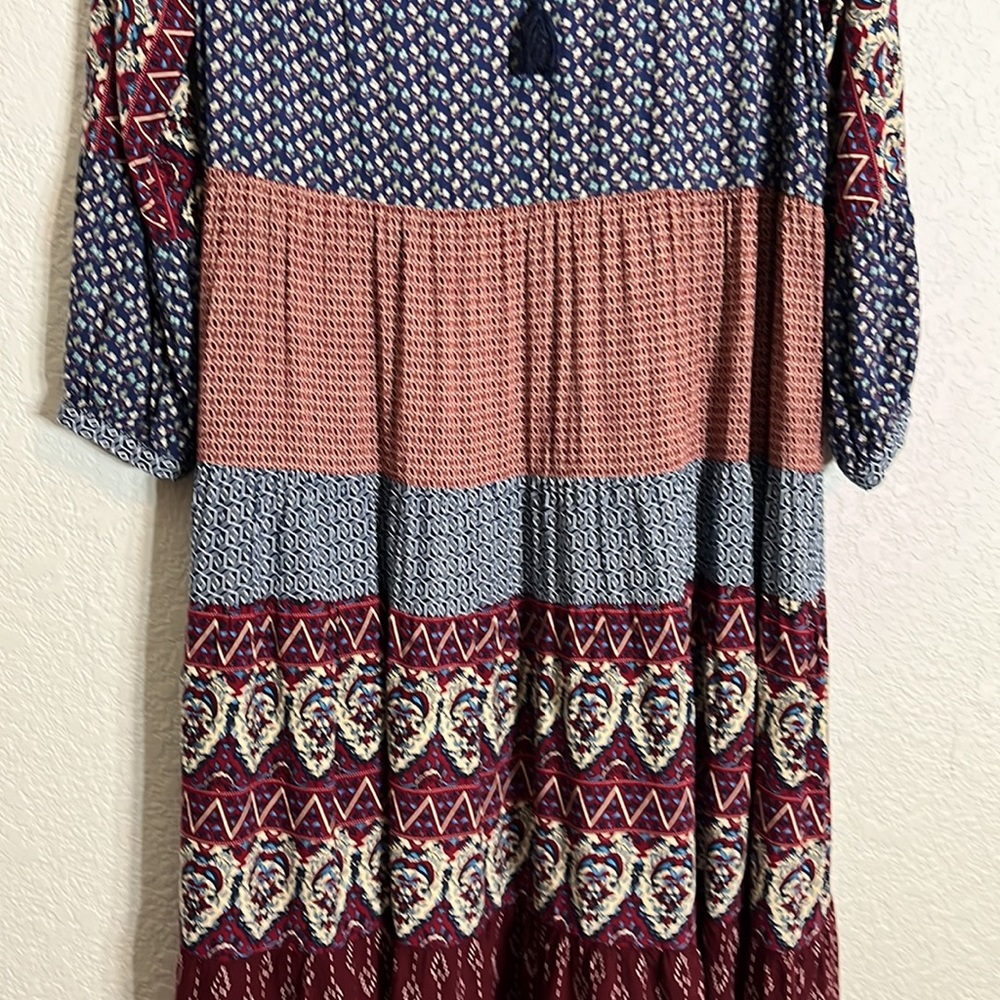Urban Renewal boho mixed media 3/4 sleeve v-neck tassel tie midi dress Gypsy - Picture 3 of 13